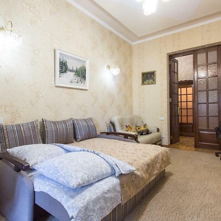 Apartment In The Center Of Κχαρκίβ Εξωτερικό φωτογραφία